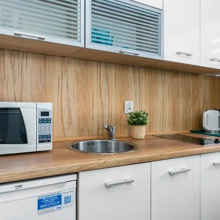 Sleepway - Garbary 95-75d Appartement Poznań